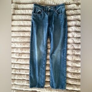 Madewell Straight-Leg Jeans in Medium Blue